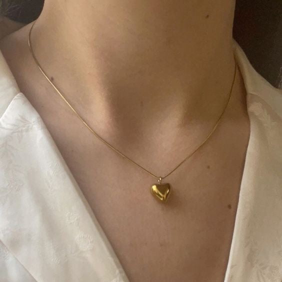 Medium Heart necklace