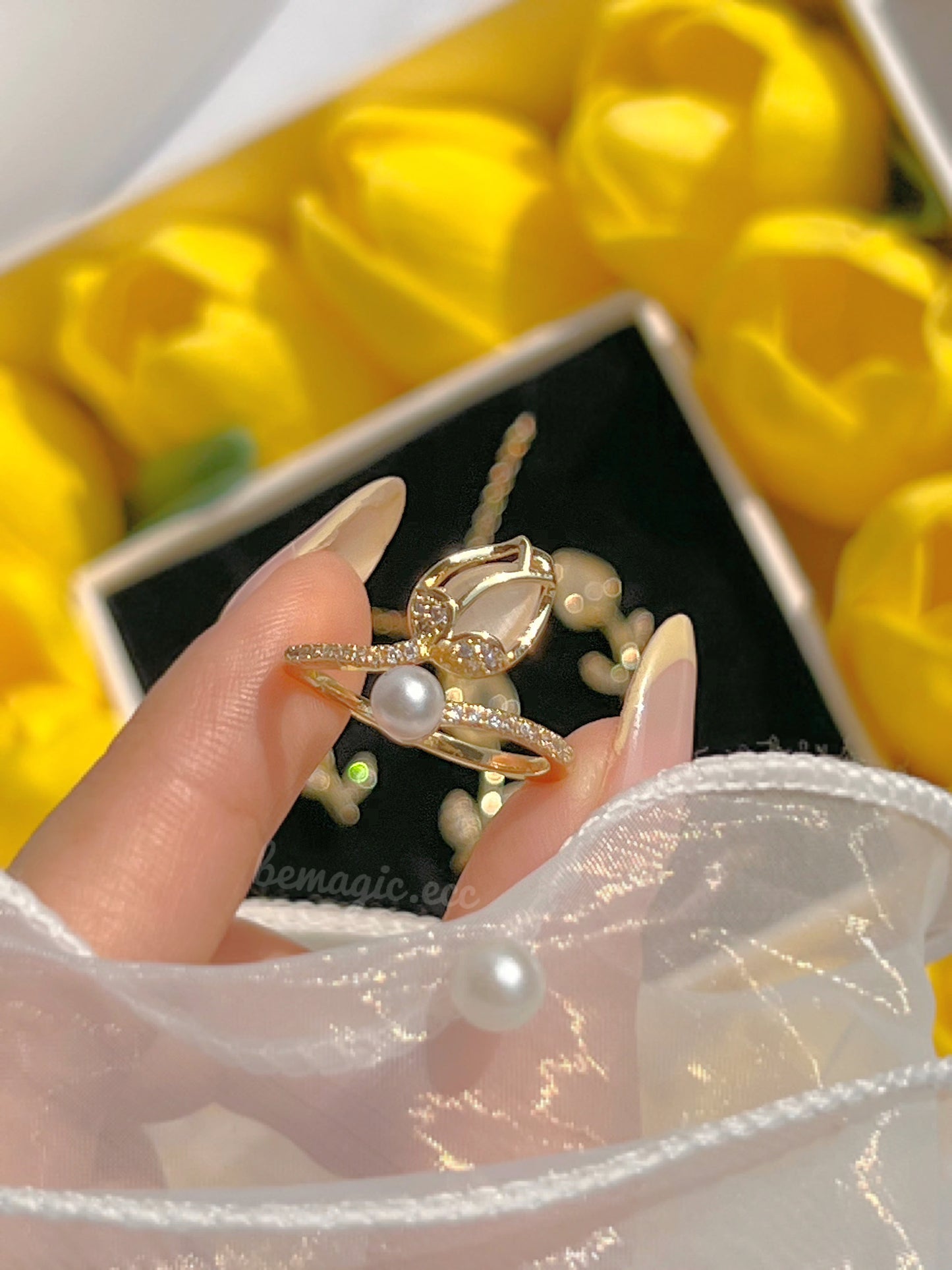 Premium Box Tulipanes Amarillos💛🐝