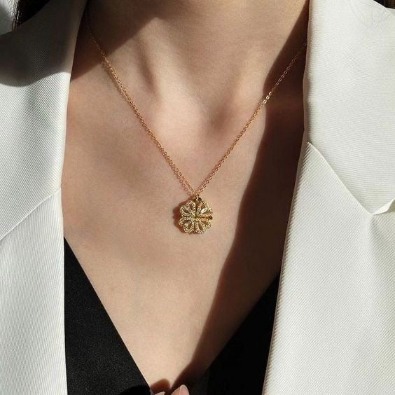 Collar trébol lover