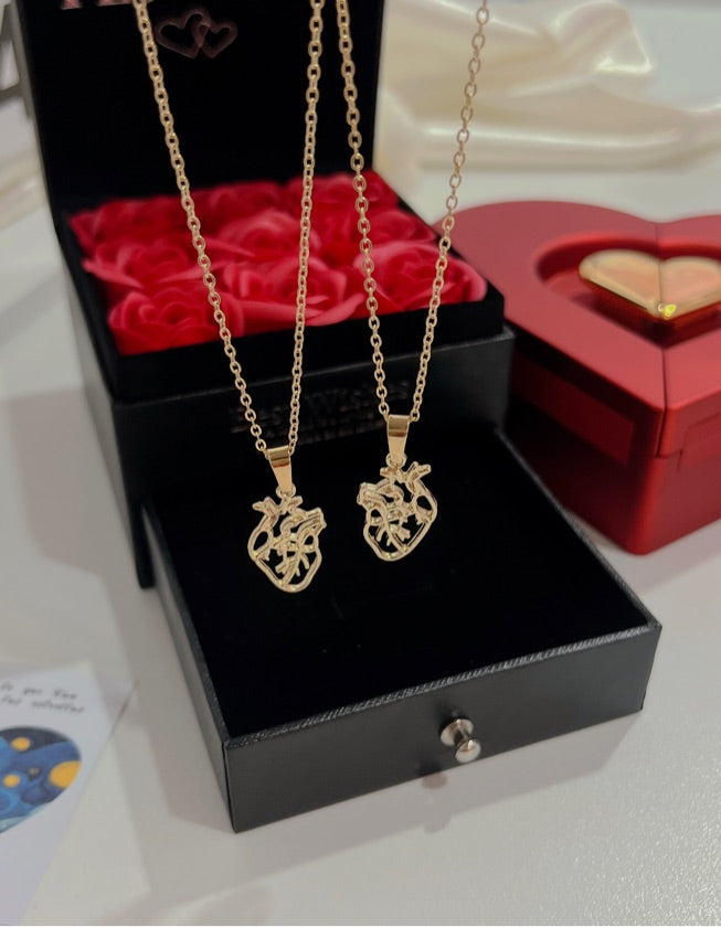 Collares corazones / Box ♥️💌