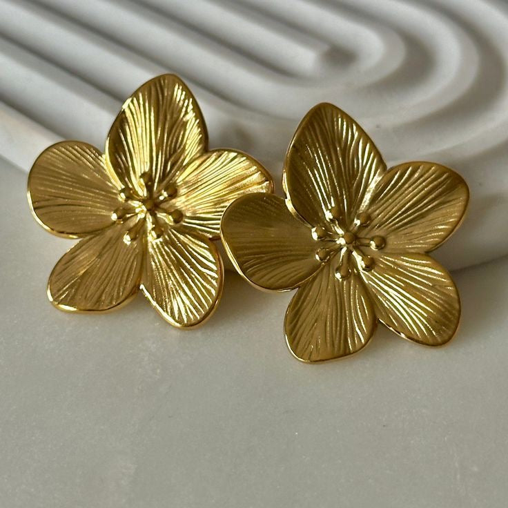 Aretes trendy flores