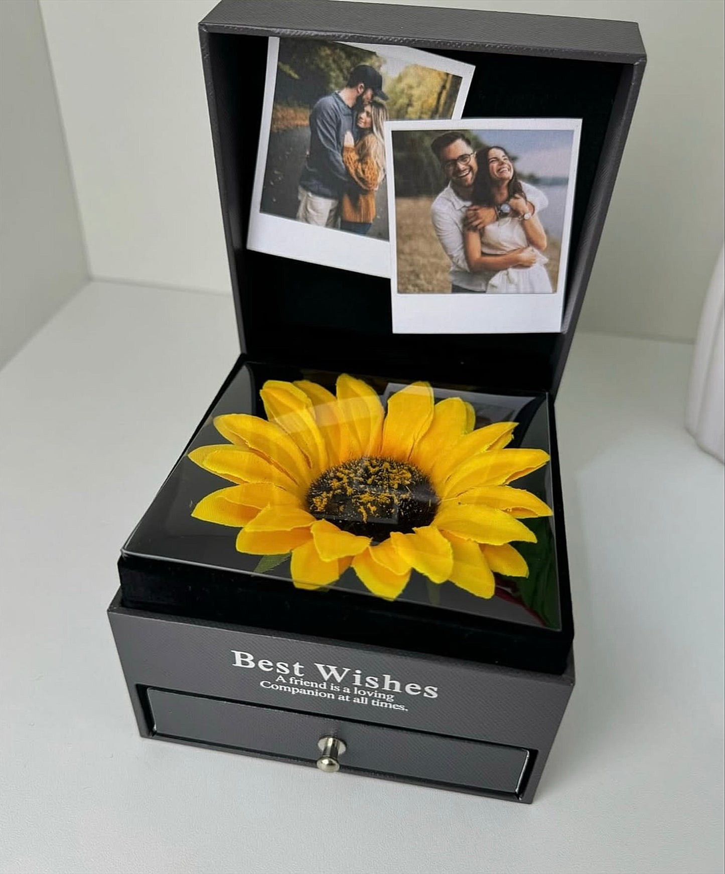 Premium Box Flor Amarilla/ personalizado con fotos 🌻