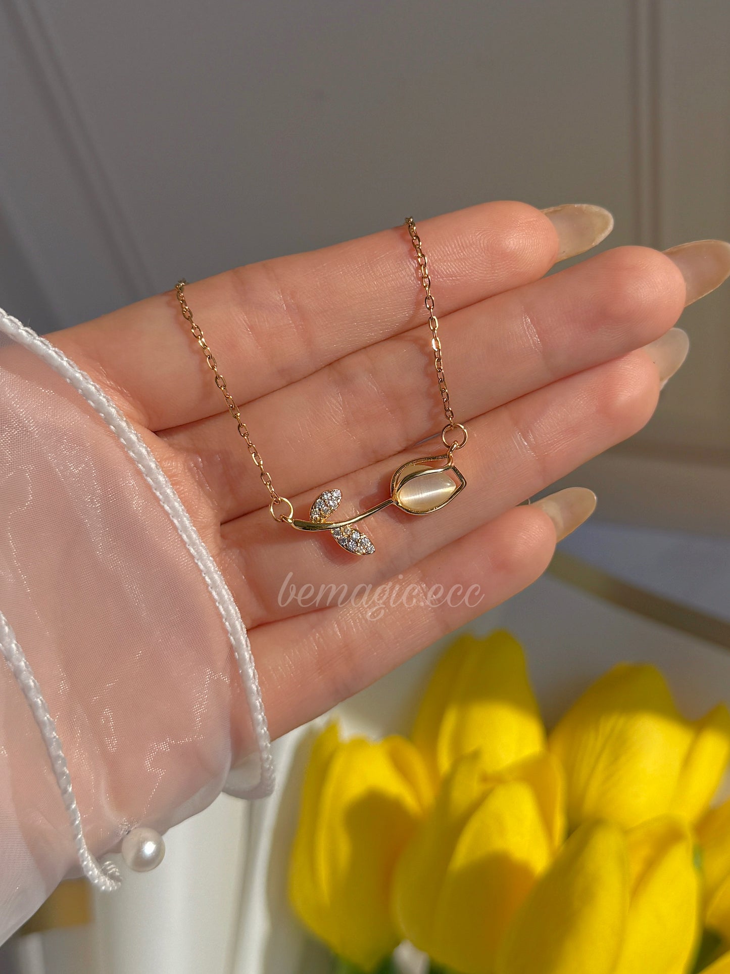 Ramo de Tulipanes y cadena🌷💛