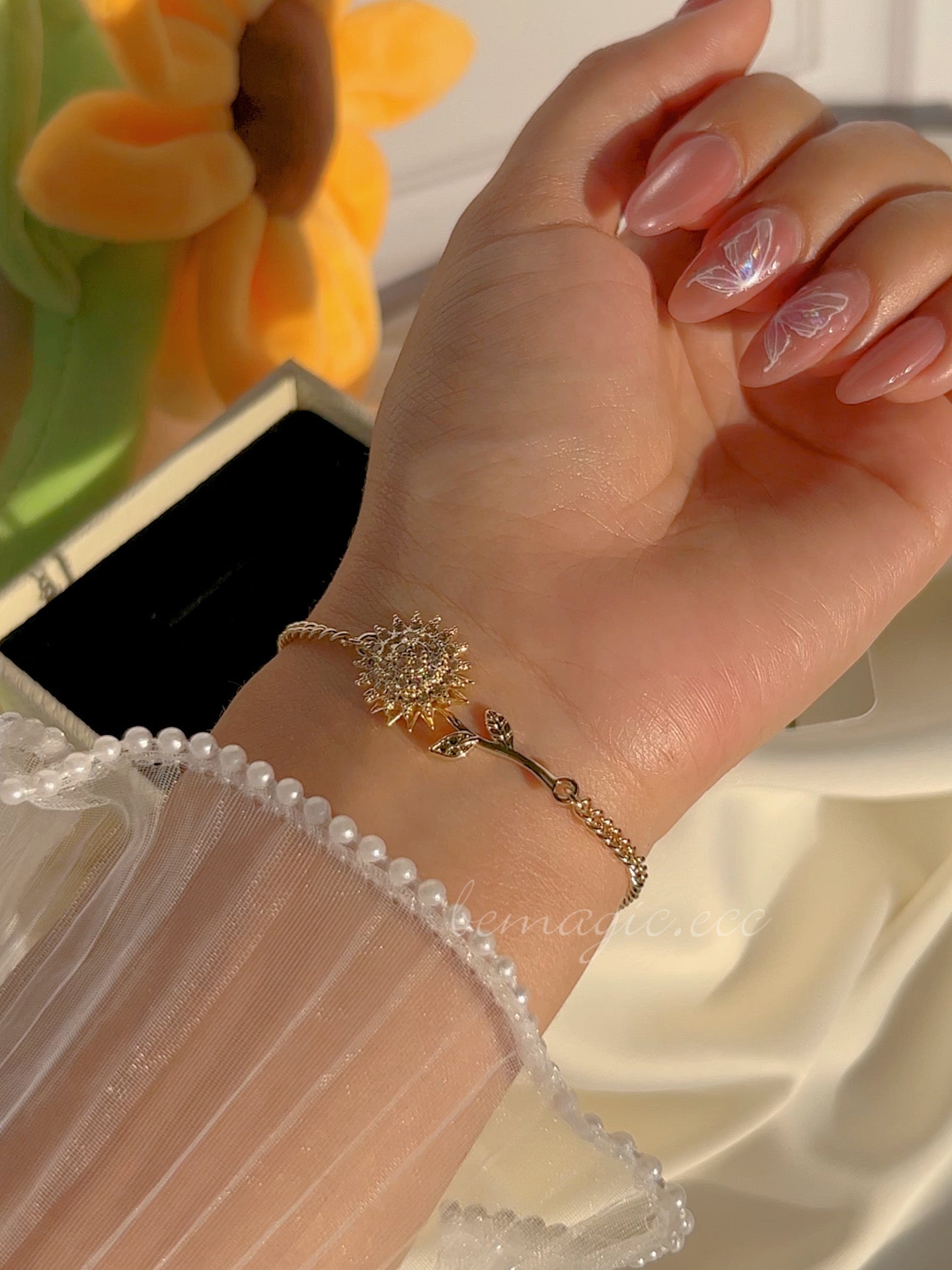 Set corderito y flores amarillas 🌻