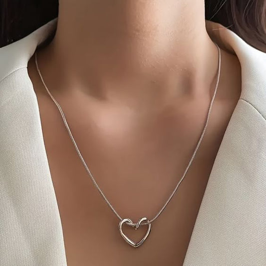 Silver Heart Nude necklace
