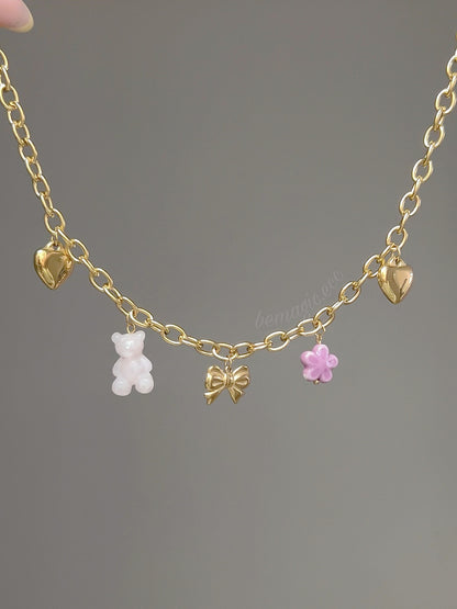 My name is pink 💖🎀🌸 (charm necklace)