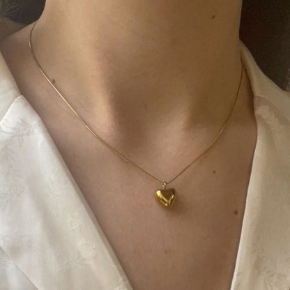 Medium Heart necklace