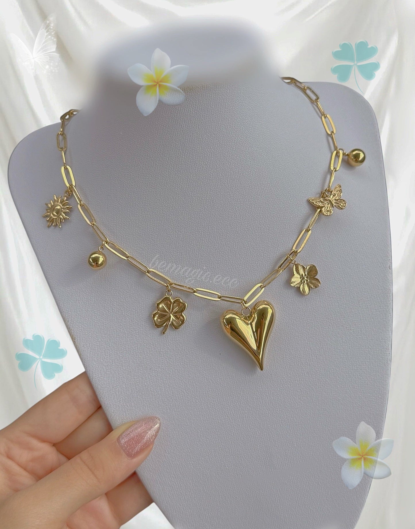 Heart Charms Lovers🌸💖