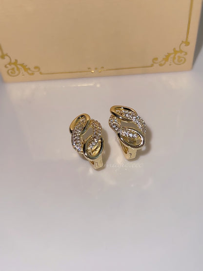 Arabella Hoops/ Princess Collection✨