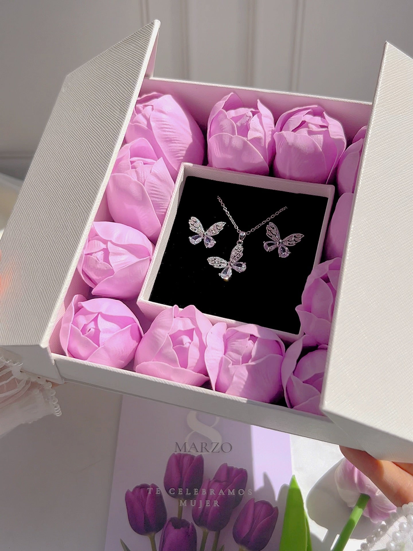 MUJER Florece y Vuela 🦋🌷