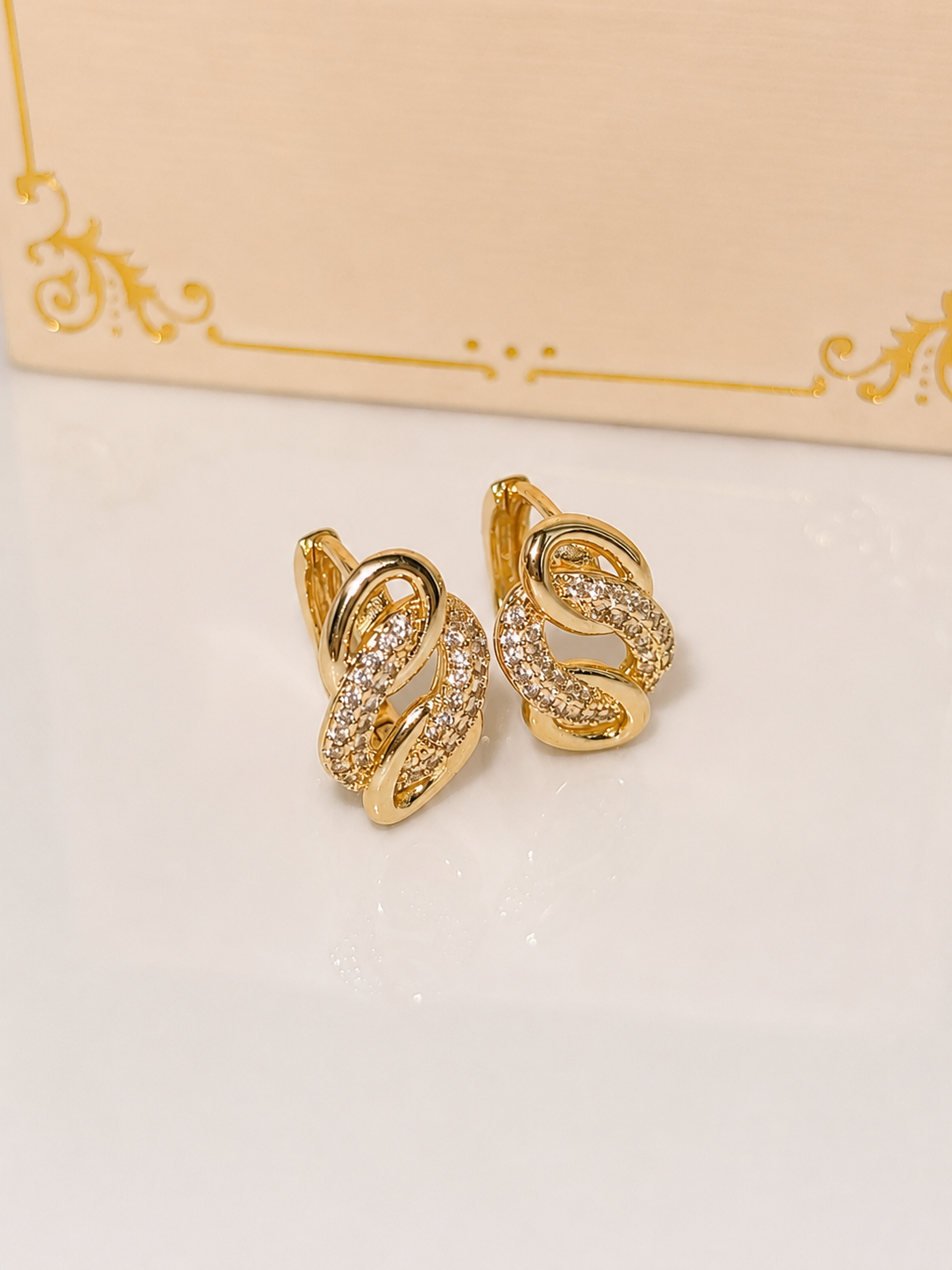 Arabella Hoops/ Princess Collection✨