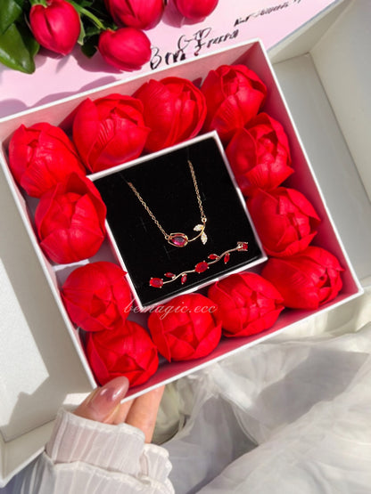 Set Valentines in Red 🌷❤️