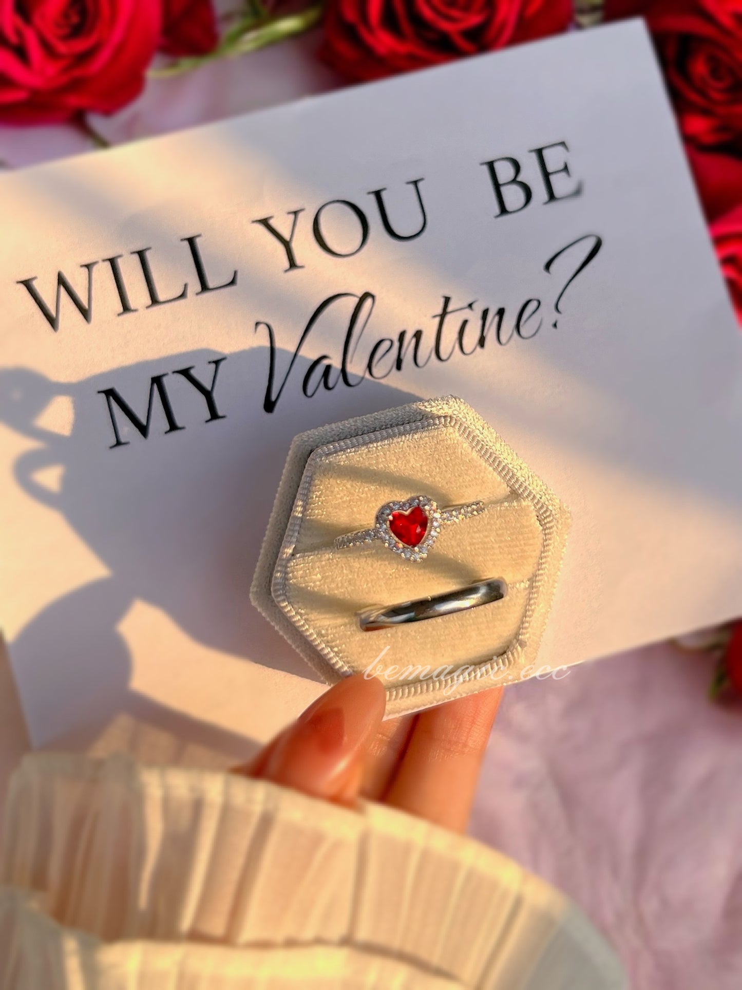 Red promise rings 💍♥️