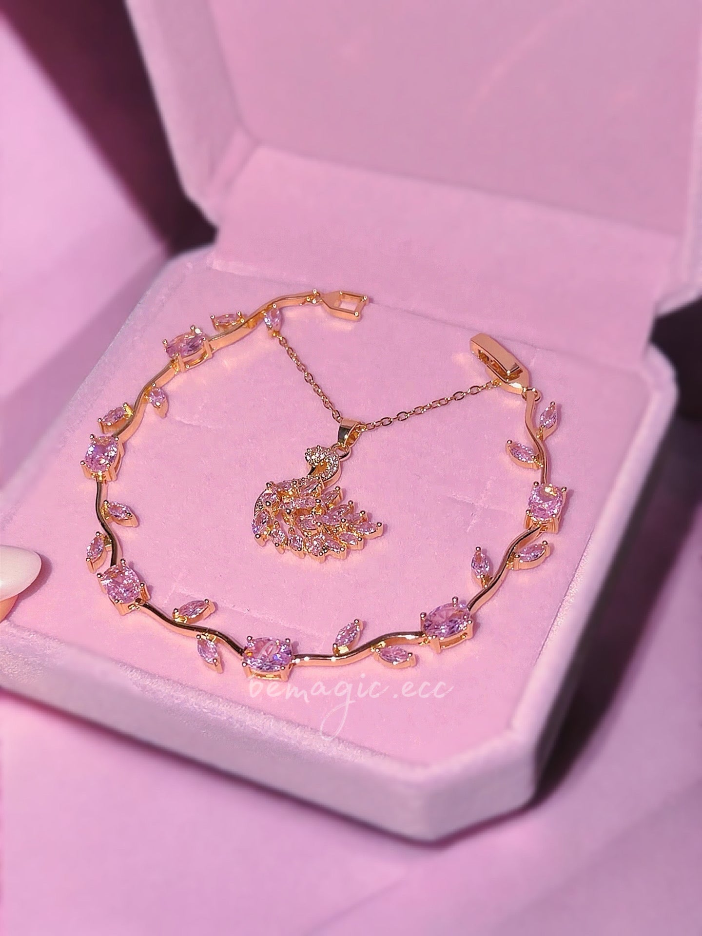 Set Amor y Lealtad 💍🌷 Cisne y Tulipanes