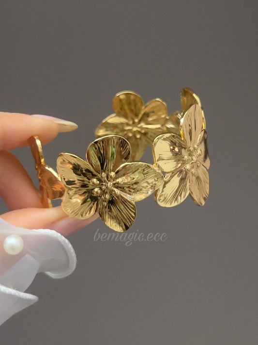 Hawaian Brazalete flower Chunky ✨🌸