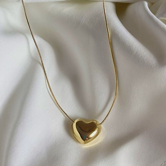 Trendy heart collar♥️