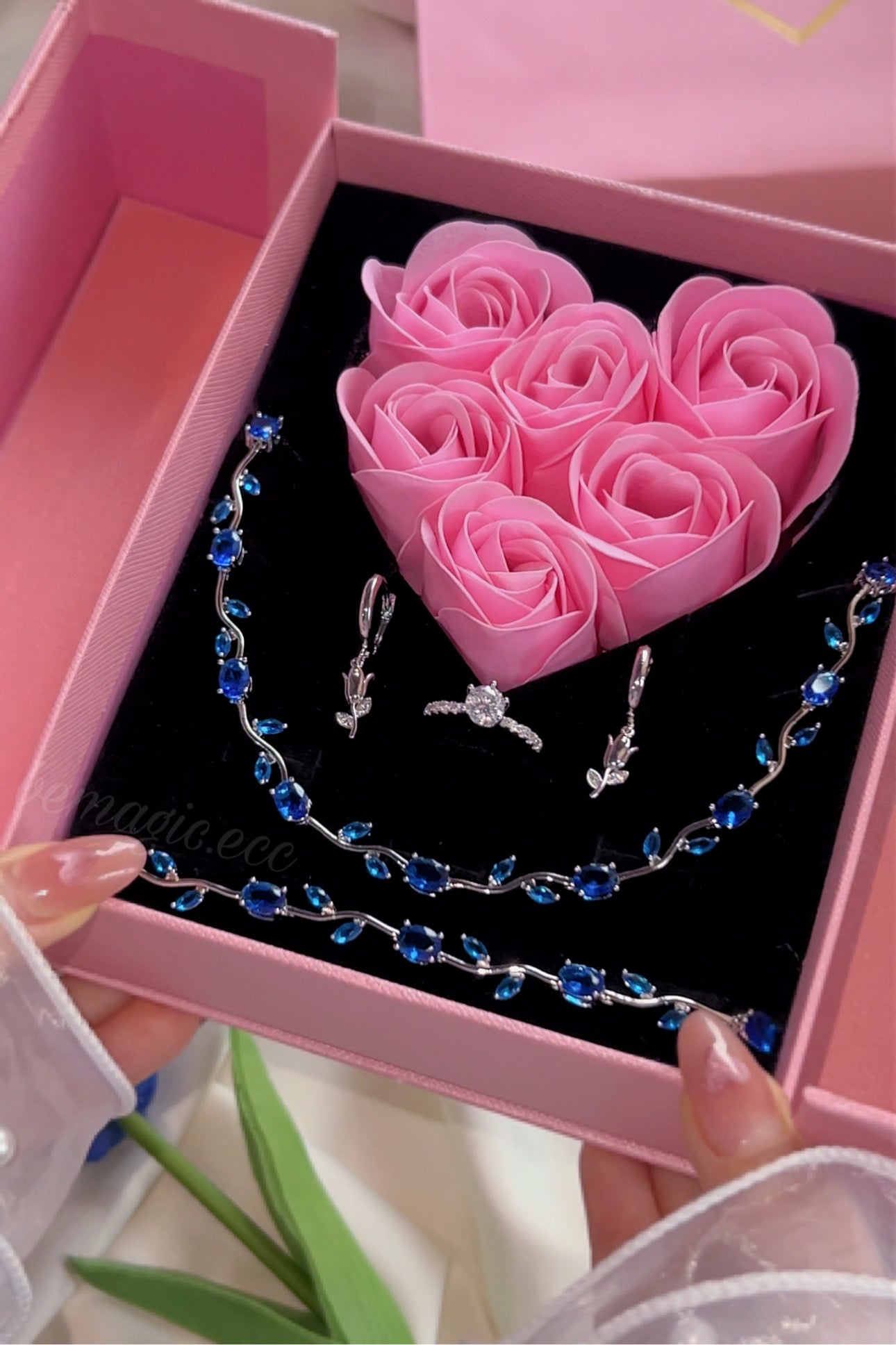 Set tulipanes in Blue 💙🌷con flores eternas rosadas 💕