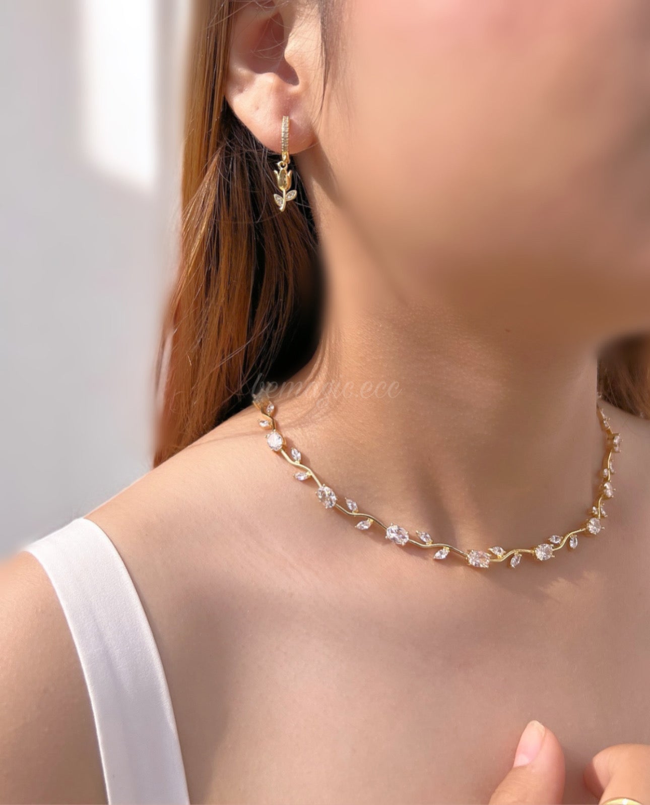 Collar Jardín de tulipanes 🌷 🤍
