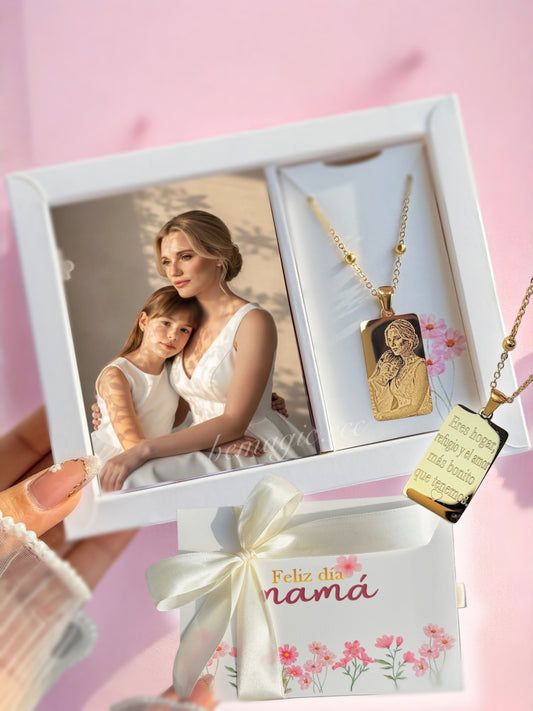 Collar Mamá eres Armonía - Caja especial 💕